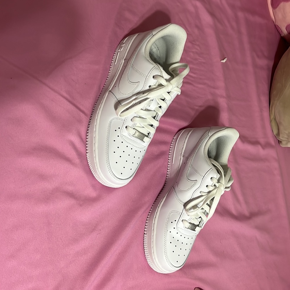 Never Worn - image 2